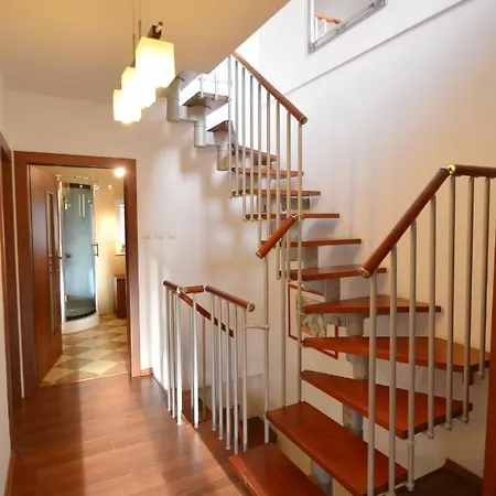 Bryza - Family - Parking - Komandorska 3e-3g *