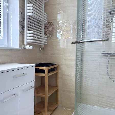 Bryza - Family - Parking - Komandorska 3e-3g * Świnoujście (Swinemünde)