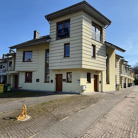 Dom Wakacyjny Dla 8 Osob - Parking - 200 Metrow Do Plazy - Komandorska 3E-3G - Apartamenty Bryza Ferienhaus