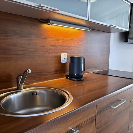 Bryza - Family - Parking - Komandorska 3e-3g *