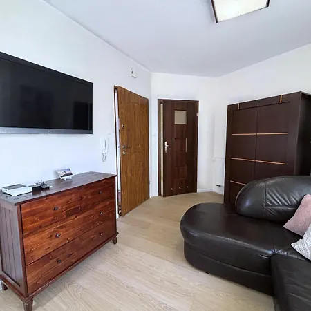 Bryza - Family - Parking - Komandorska 3e-3g *