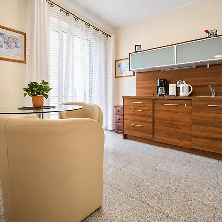 Casa vacanze Dla 8 Osob - Parking - 200 Metrow Do Plazy - Komandorska 3e-3g - Bryza